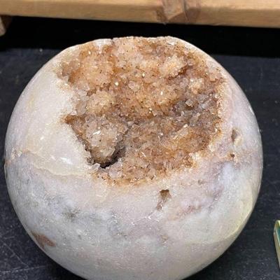 LG AGATE SPHERE