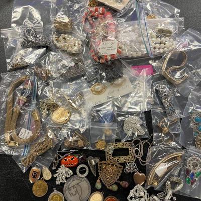 JEWELRY LOT