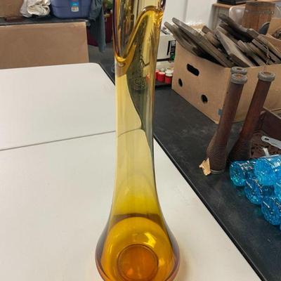 AMBER TALL VASE