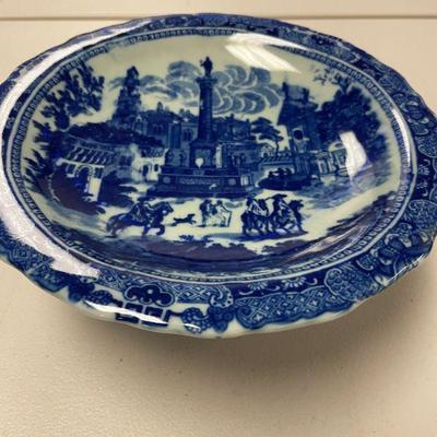 VICTORIAWARE PEDESTAL BOWL