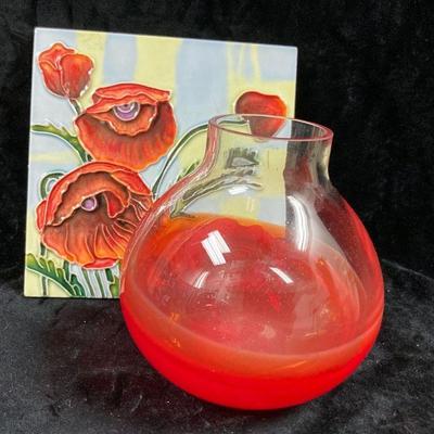 Decorative bulb vase and tile craft poppy" tile