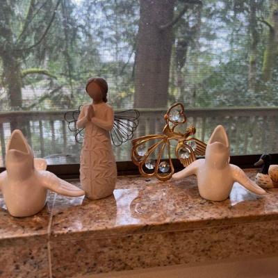 Figurines