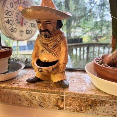 Figurine