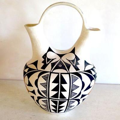 Sarah Garcia Acoma Wedding Vase