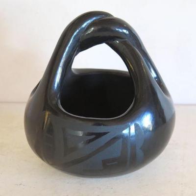 Maria Naranjo Black on Black Santa Clara Engagement Basket