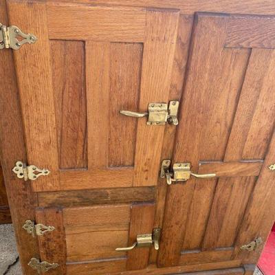 Antique cooler box