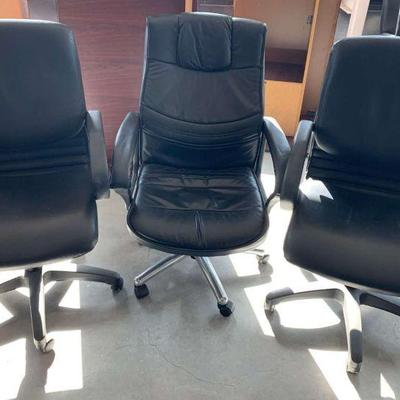 Pa123 seating for three