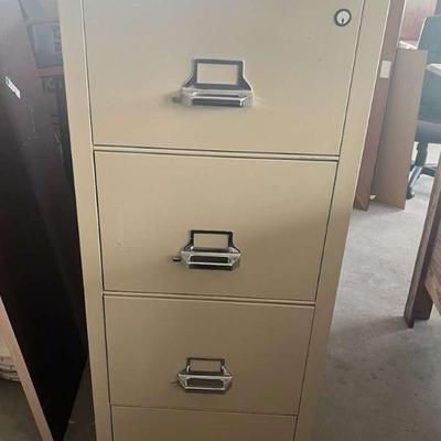 Pa136 beige filing cabinet lot 2)