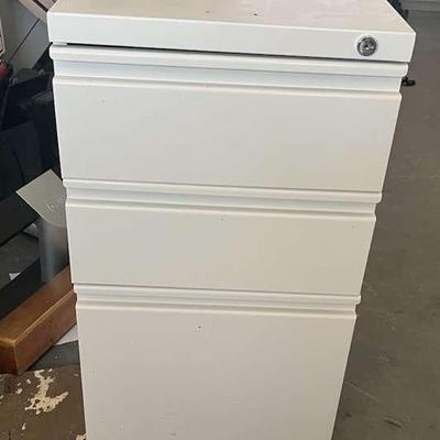 Pa138 2 mini beige filing cabinets