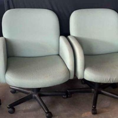 Pa112 upholstered office chairs