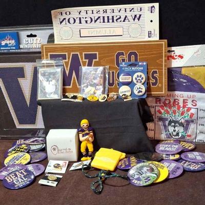 U Of W Huskies * Buttons * Cards * Windsock * More....
