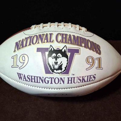 Collectible * Numbered Football * University Of Washington * Huskies National Champions 1991

