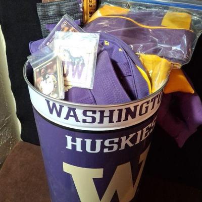 U Of W Huskies * Bucket Of Fun! * HUSKIES Stand- Up Banner * More....
