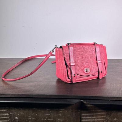 LEATHER COACH BAG | Pink or light red leather coach purse with shoulder strap - h. 7 x w. 4 x l. 10 in

