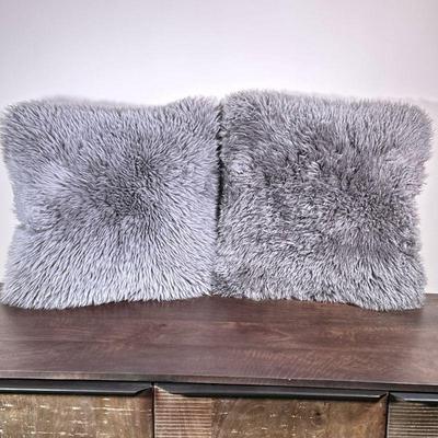 (2pc) PAIR UGG HOME PILLOWS | Pair of faux fur throw pillows from UGG Home - w. 18 x l. 18 in

