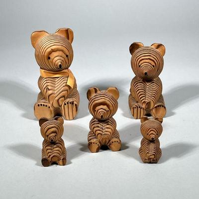 (5pc) JAPANESE WOOD CARVED BEARS | Set of 5 graduating carved wood bears in seated position - h. 6.5 x w. 3.25 x l. 3.25 in (largest)

