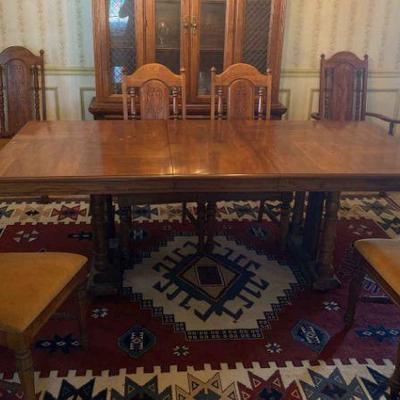 Dining Room Table and Chairs