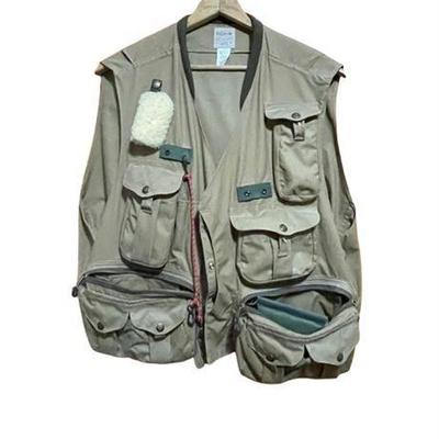 Lot 189   
Filson Fishing Guide Vest