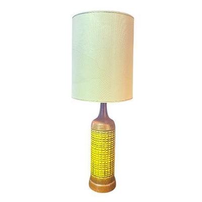 Lot 026-172 
MCM Ceramic Table Top Lamp