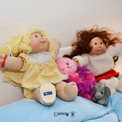 042 some highlights naperville estate sale 1)