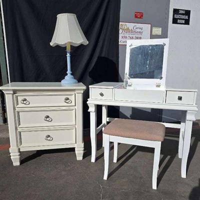 Ct101 ashley nightstand