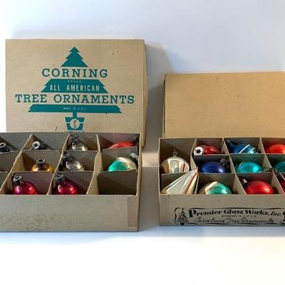 Vtg. Corning and Premier Glass Works ornaments