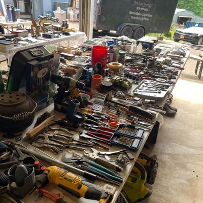 Estate sale photo