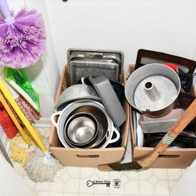898 laundry room