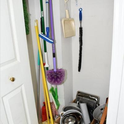 890 laundry room