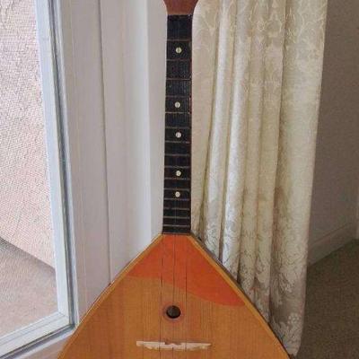 Ga138 vintage russian balalaika