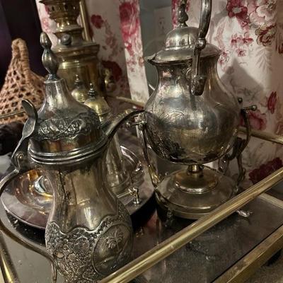 Large variety of brass & copper pots of all kinds