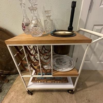Rolling bar and wine cart with built in ice bucket