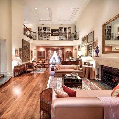 Living room set 