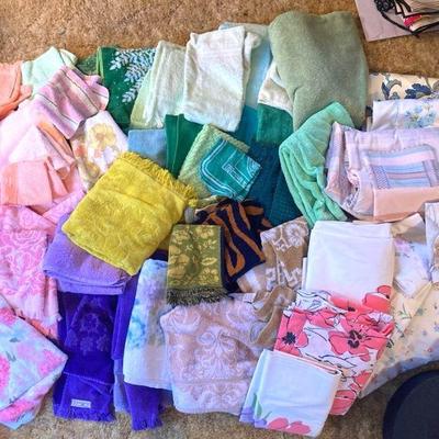 1970s towels and sheets