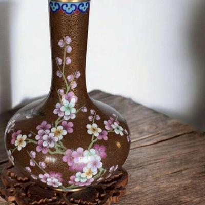Jingfa cloisonne vase