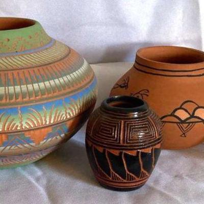 Mexican art pottery