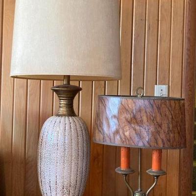 Mcm ceramic lamp