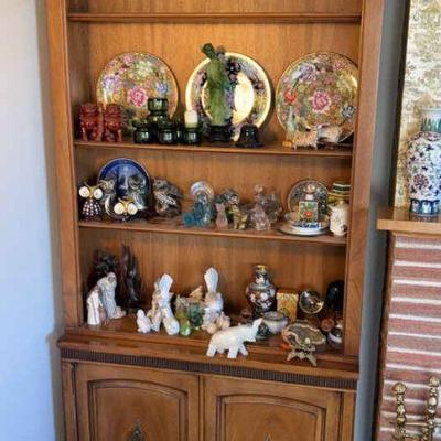 Wood display cabinet