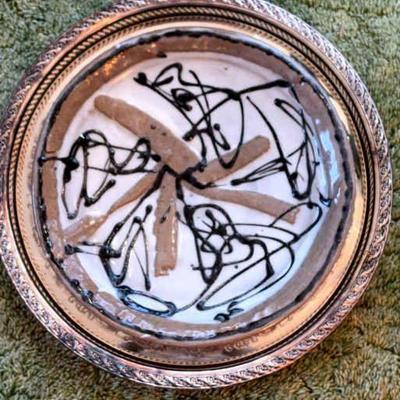 Ceramic charger