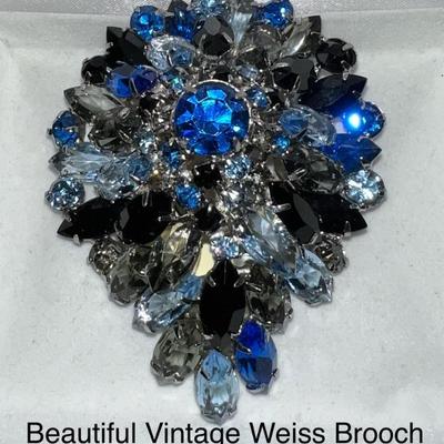 Vintage Weiss Brooche