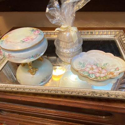 more vanity items