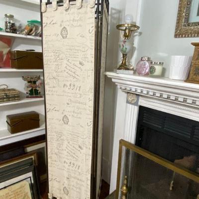 dressing screen