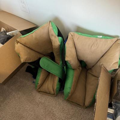 Pressure relief booties