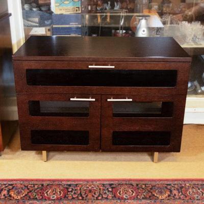 Fine Estate Consignment Store is open Feb 7-9 from 10am-5pm at 502 Irwin St, San Rafael, CA.