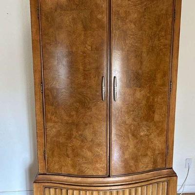 Mb114v avanti armoire