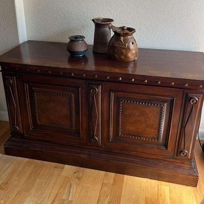 Mb107 wooden chest