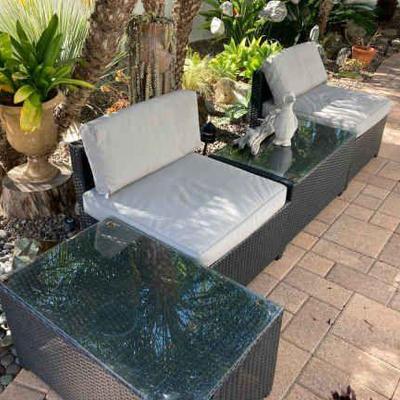 Mb196 two chair patio set with end tables