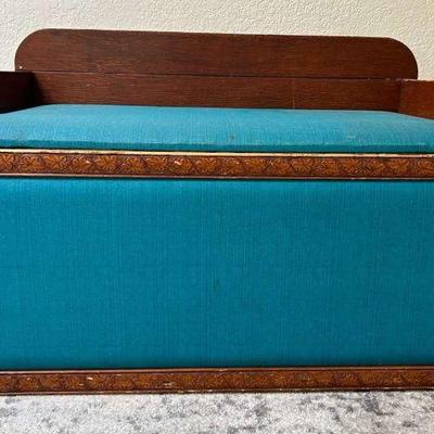 Mb185a vintage wooden storage box bench