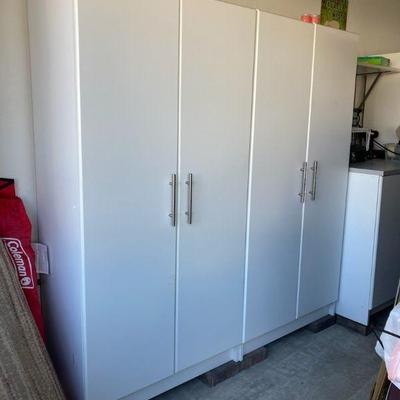Mb209 matching set of cabinets with metal handles