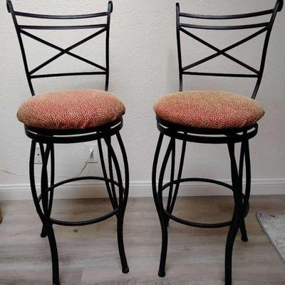Mb157 two swivel metal bar stools